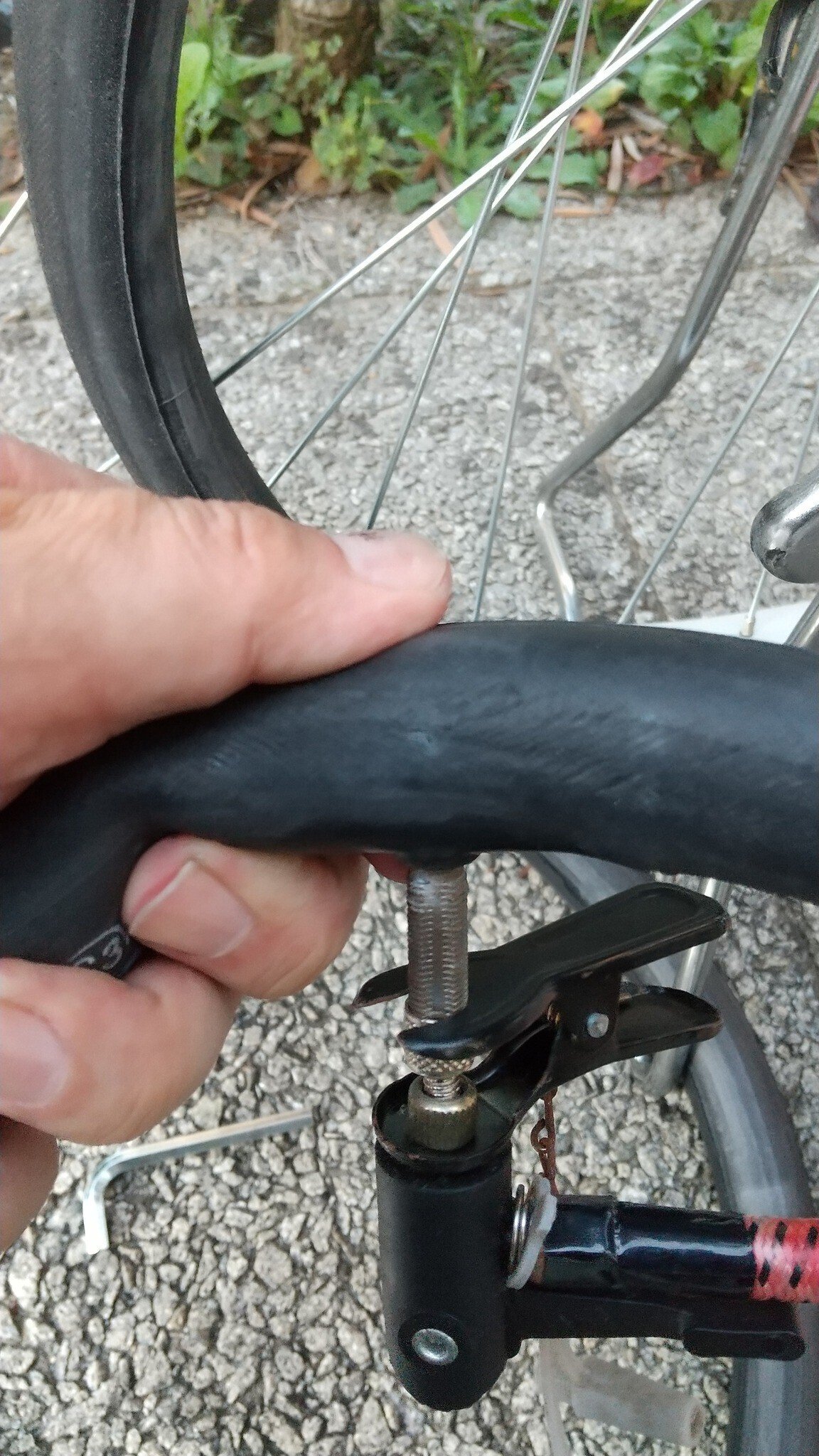 Panasonicの電動アシスト自転車が、購入後たった7か月でパンクして