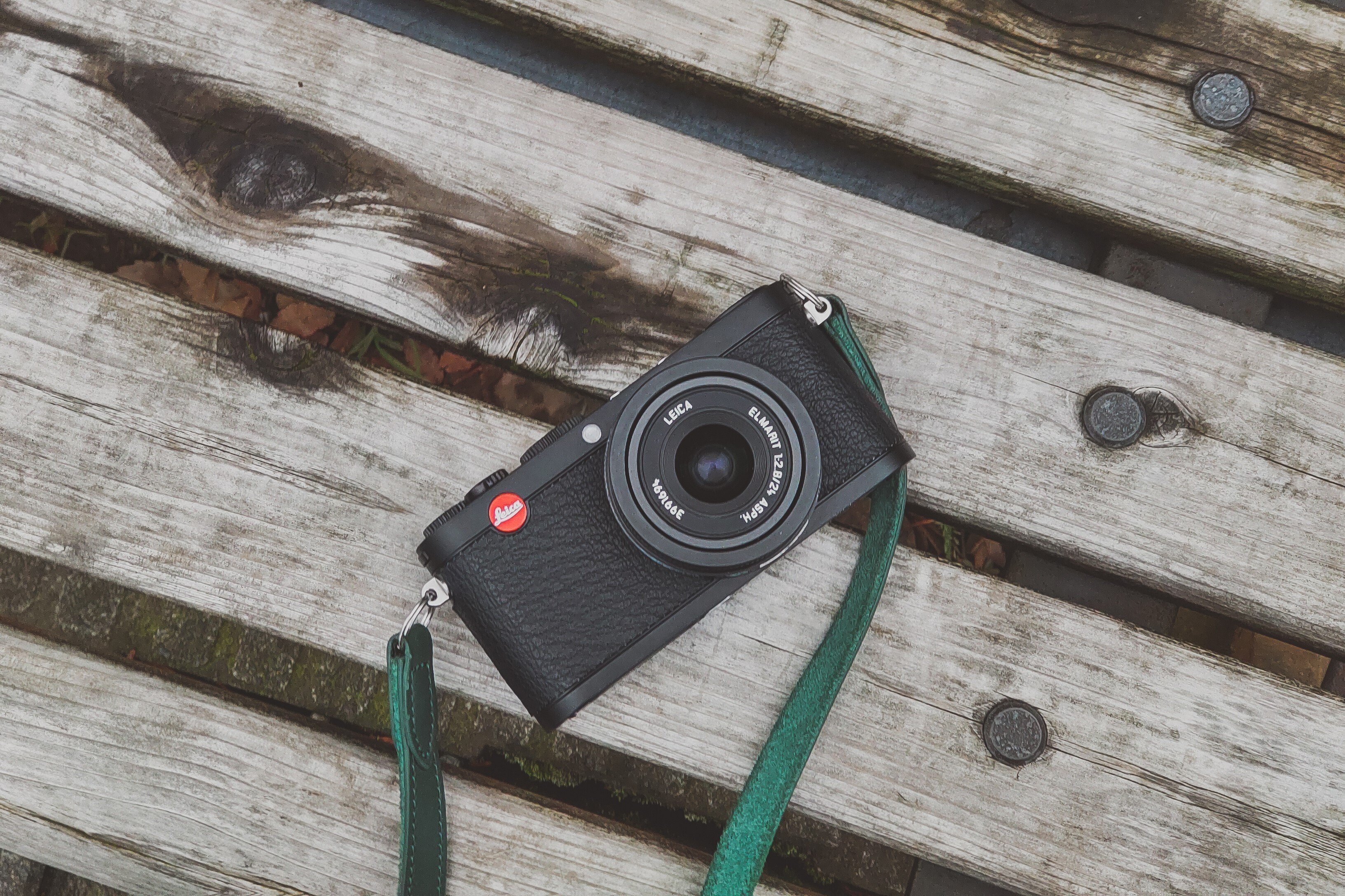 朝活】ライカX1で出勤前にちょいとスナップ｜もんぶらん