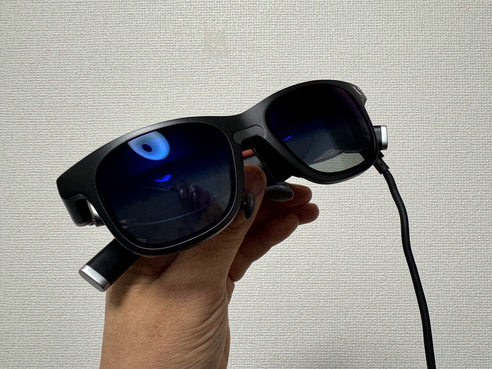 VITUREにもMacでの「マルチ画面」表示アプリが。サングラス型