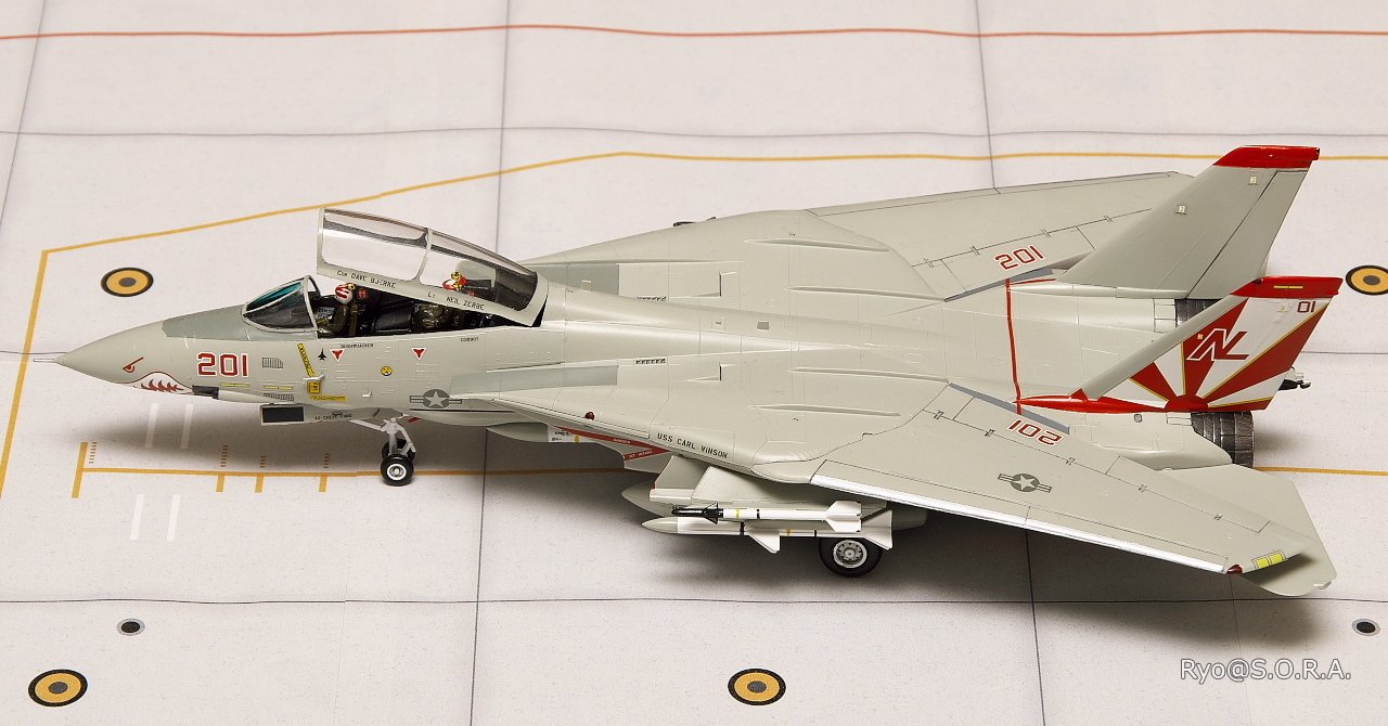 プラモデル製作記 ハセガワ 1/72 F-14A トムキャット(ハイビジ)｜Ryo