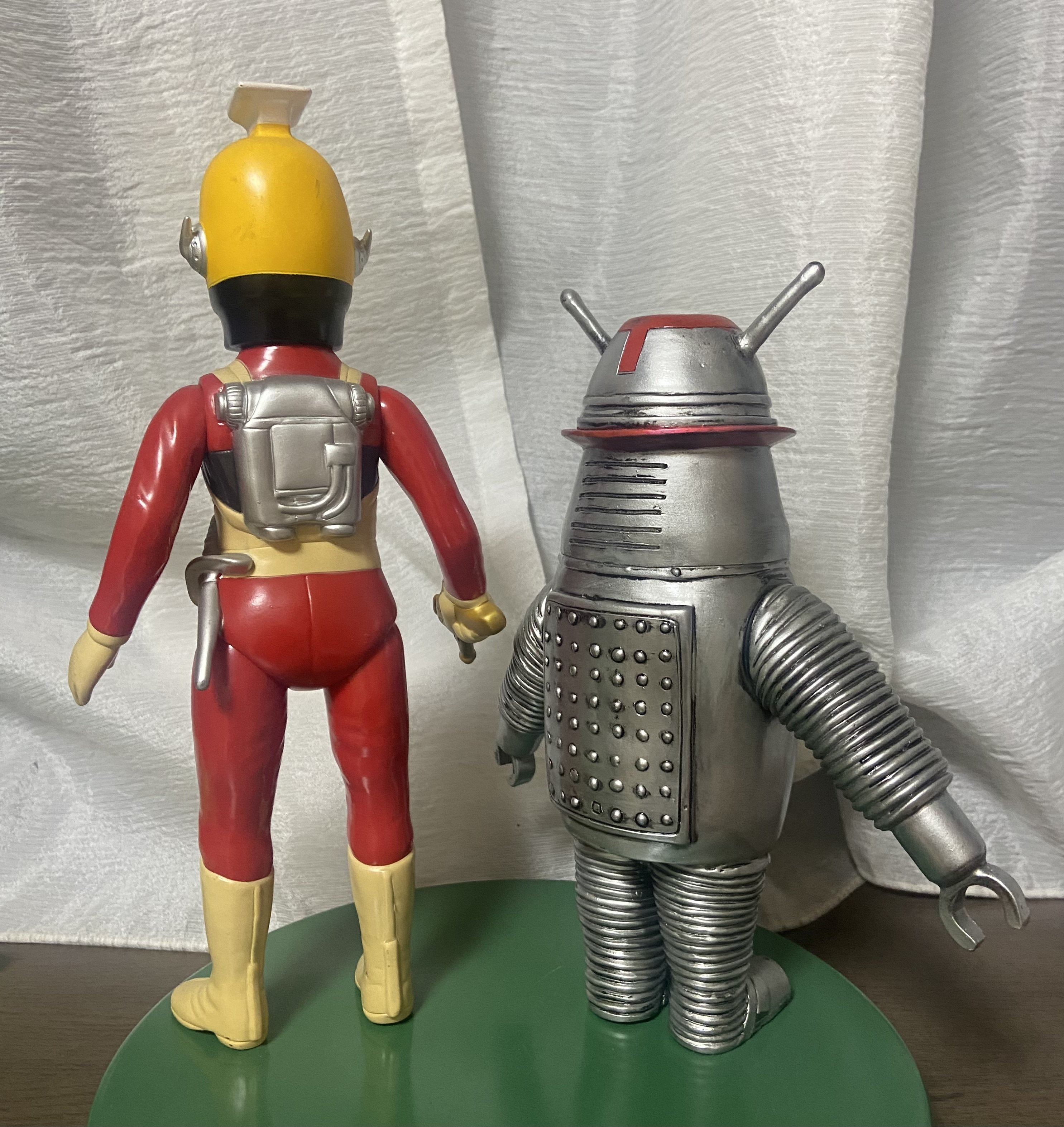 1967 キャプテン・ウルトラ 復刻ソフビ｜ゆる