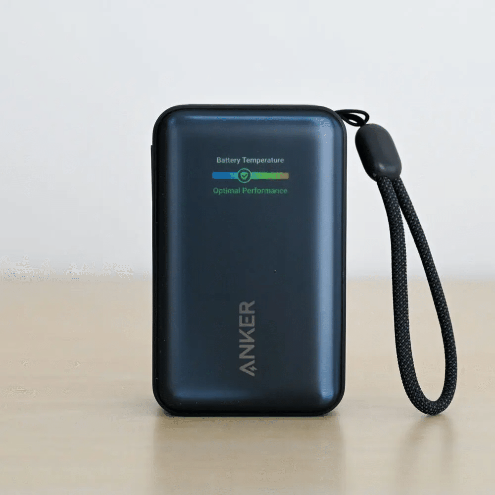 Anker Nano Power Bank（10000mAh, 45W, 巻取り式USB-Cケーブル）を