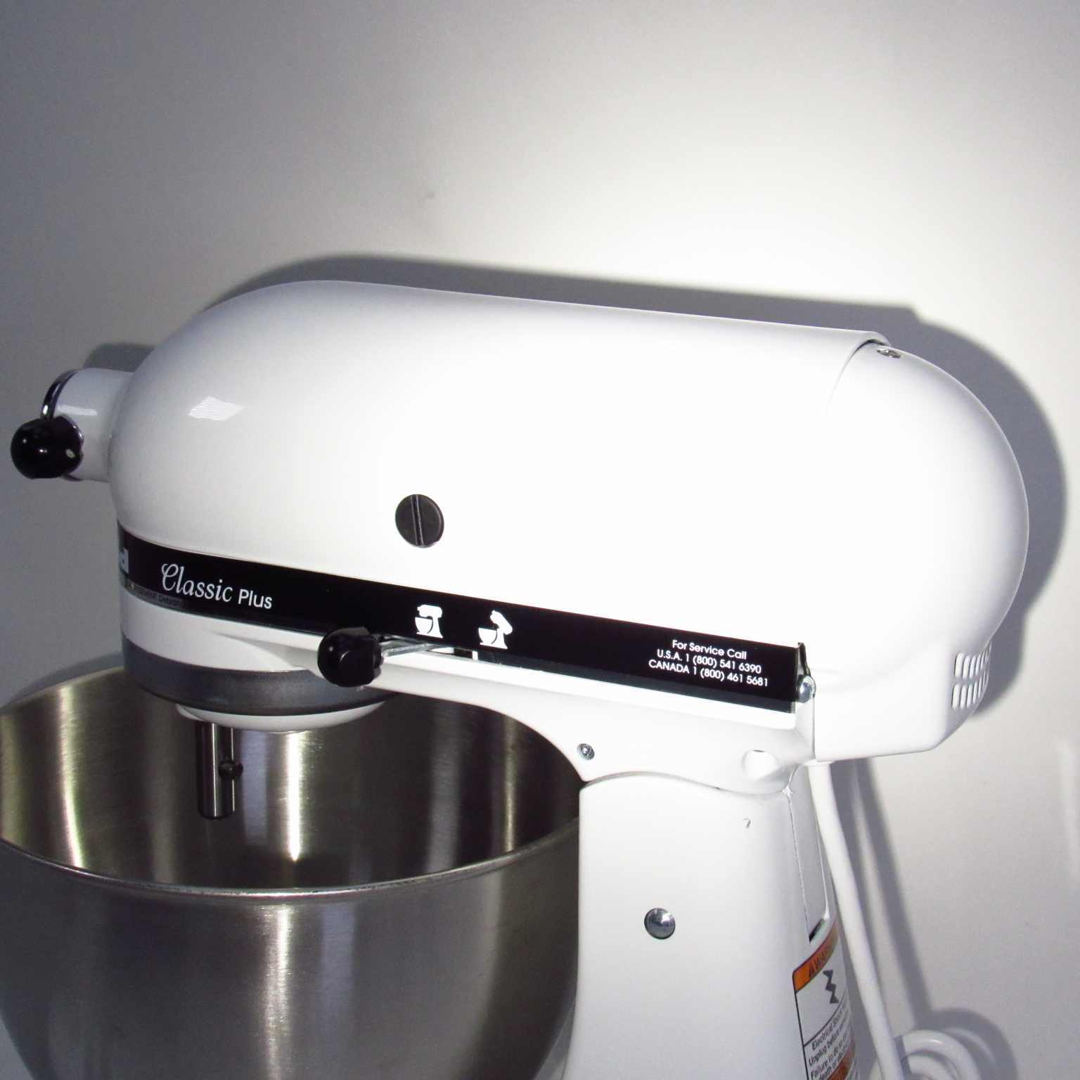 KitchenAid Classic Plus KSM75WH 4.5-Quart Tilt-Head Stand Mixer