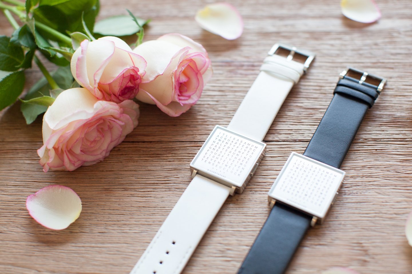 モダンアートとしてのクロック ＜QLOCKTWOクロックツー＞ | NEWS