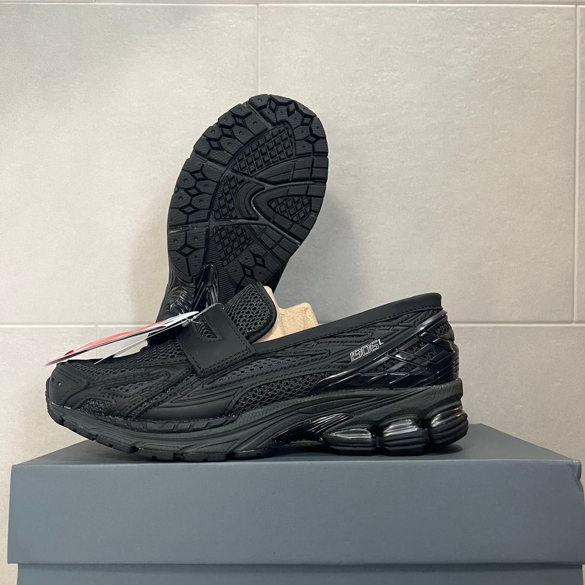 New Balance U1906LAI 1906L ローファー ブラック 27センチ｜Yahoo