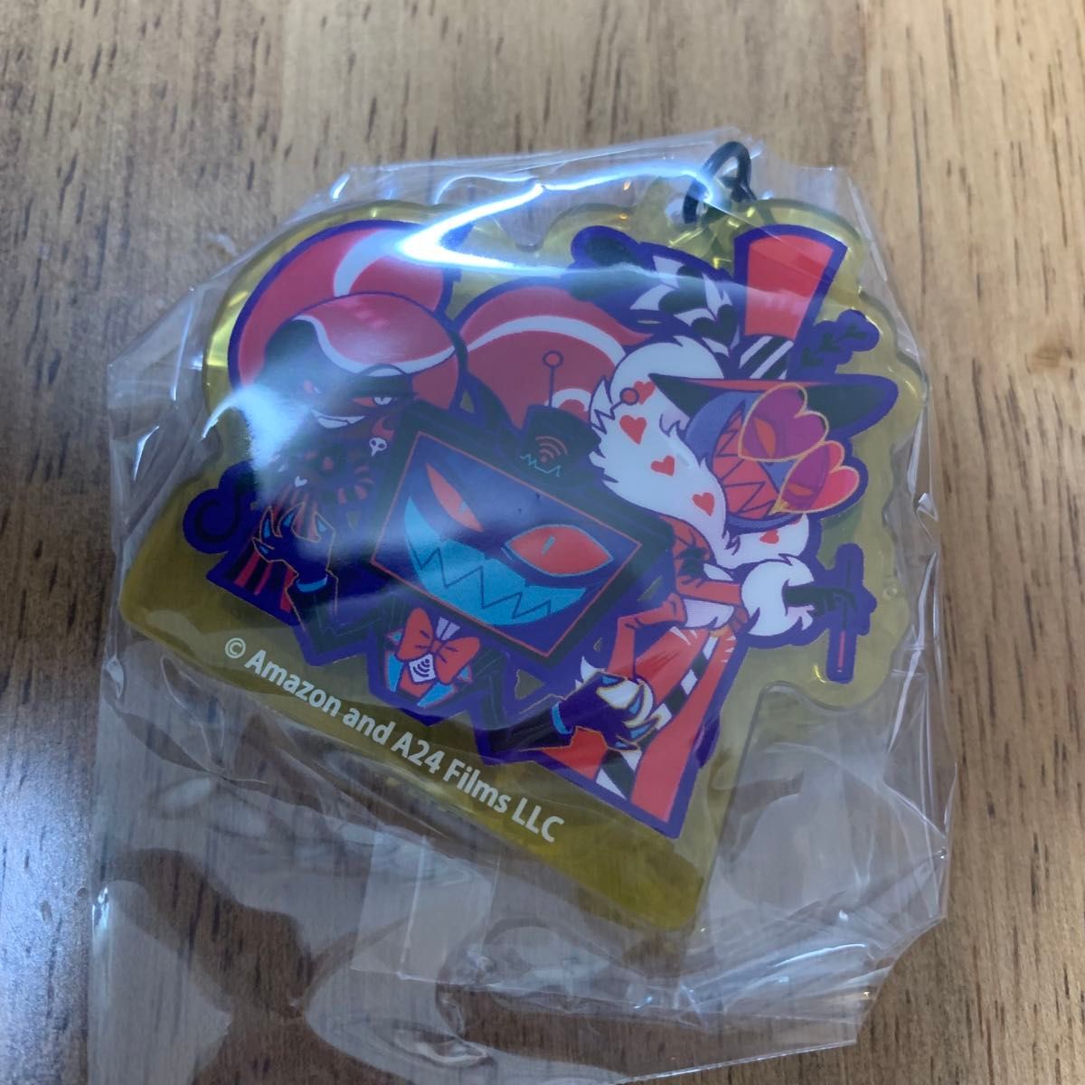 ハズビンホテル アクリルキーホルダー ガチャ THE VEES｜Yahoo!フリマ