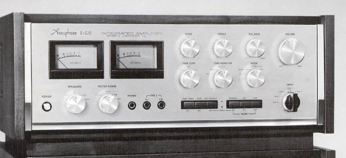 Accuphase E-202の仕様 アキュフェーズ