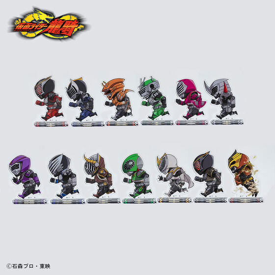 仮面ライダー龍騎』ゾルダと王蛇のVSリング、MA-1ジャケット2種、墨絵