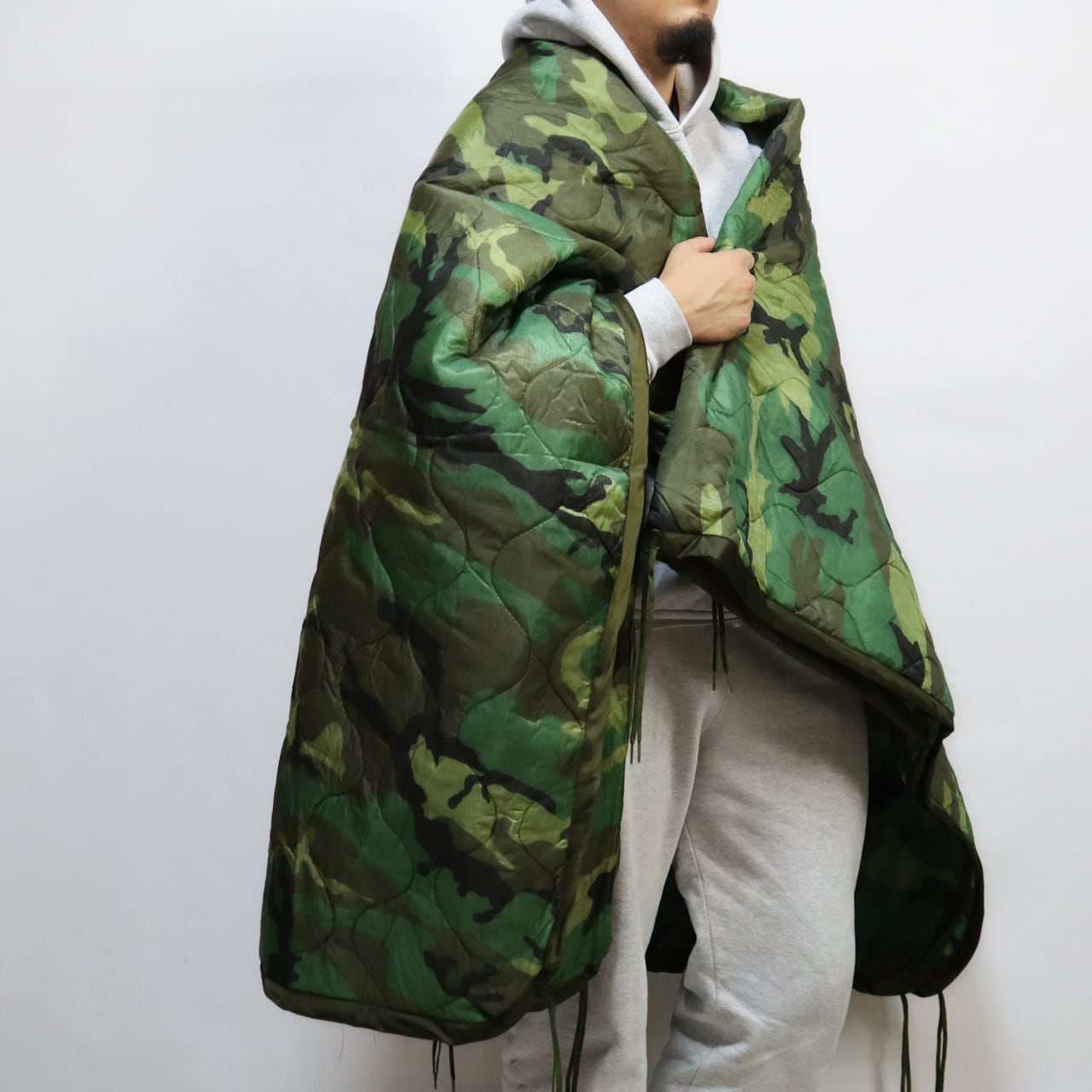 DEADSTOCK】U.S.ARMY PONCHO LINER WOODLAND CAMOUFLAGE 米軍 ポンチョ