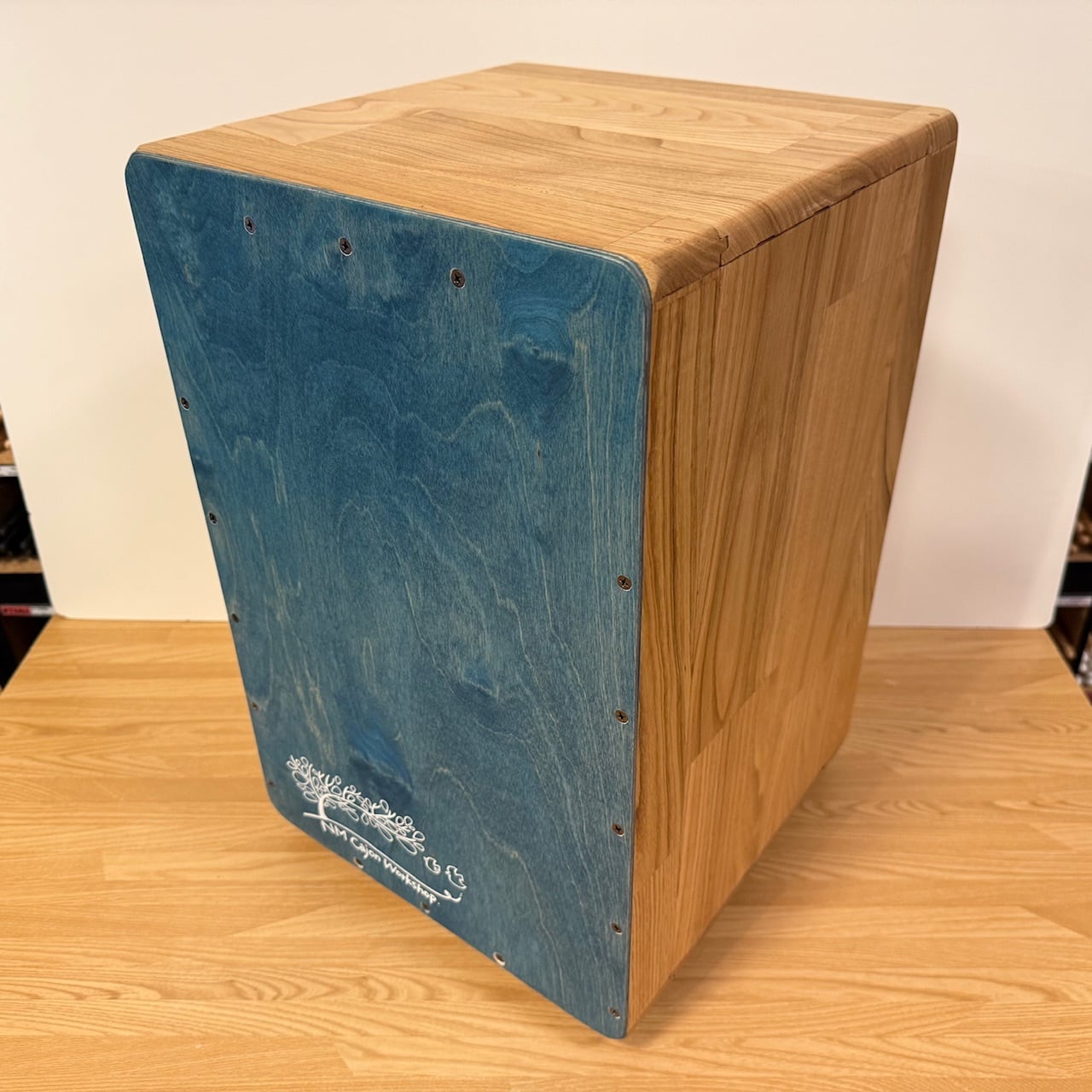 NM Cajon Workshop 折りたたみカホン Maletin CAMP NM Cajon Workshop