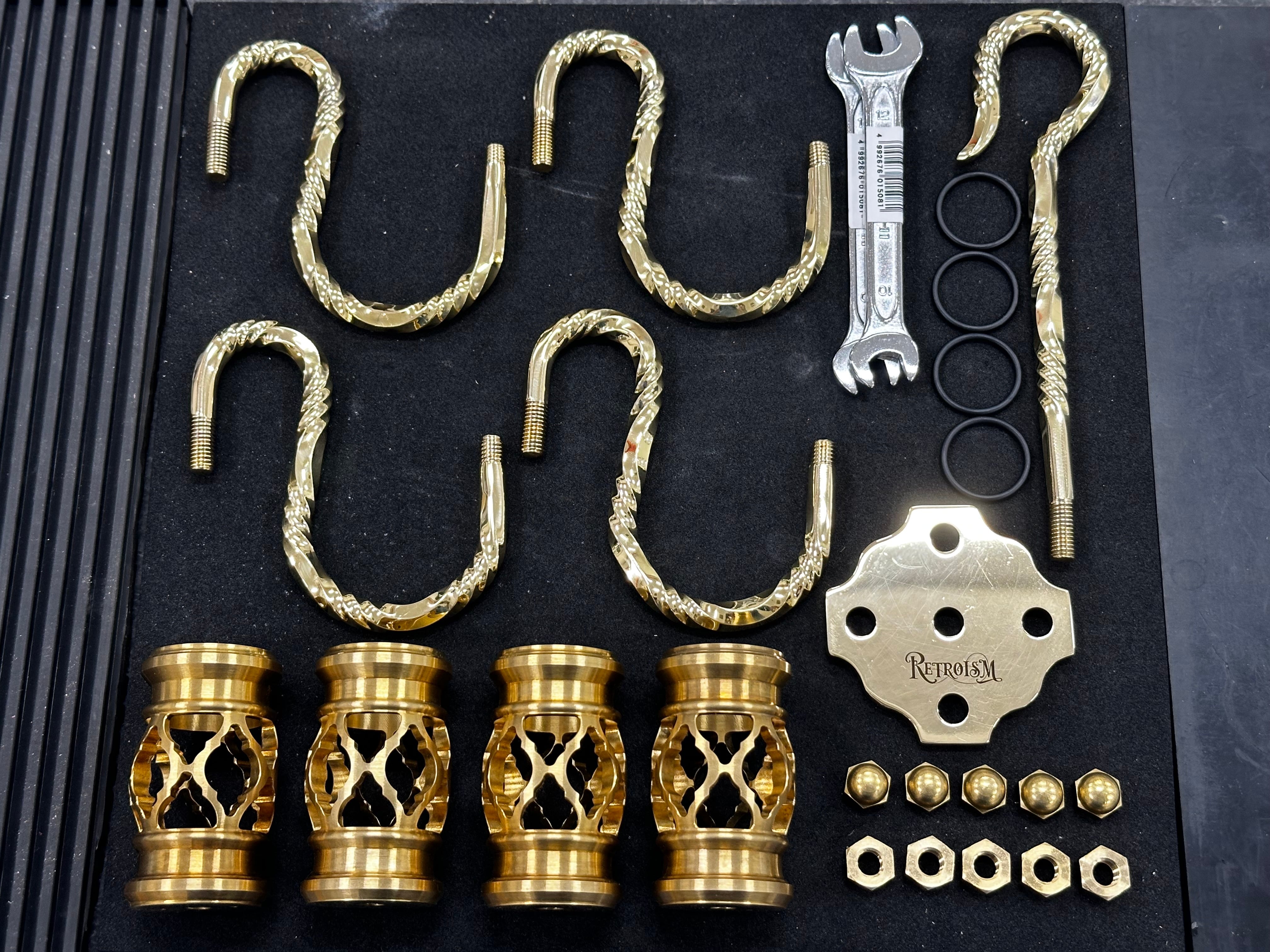 Retro Twist Chandelier-Stand Brass ver.2（真鍮製シャンデリア