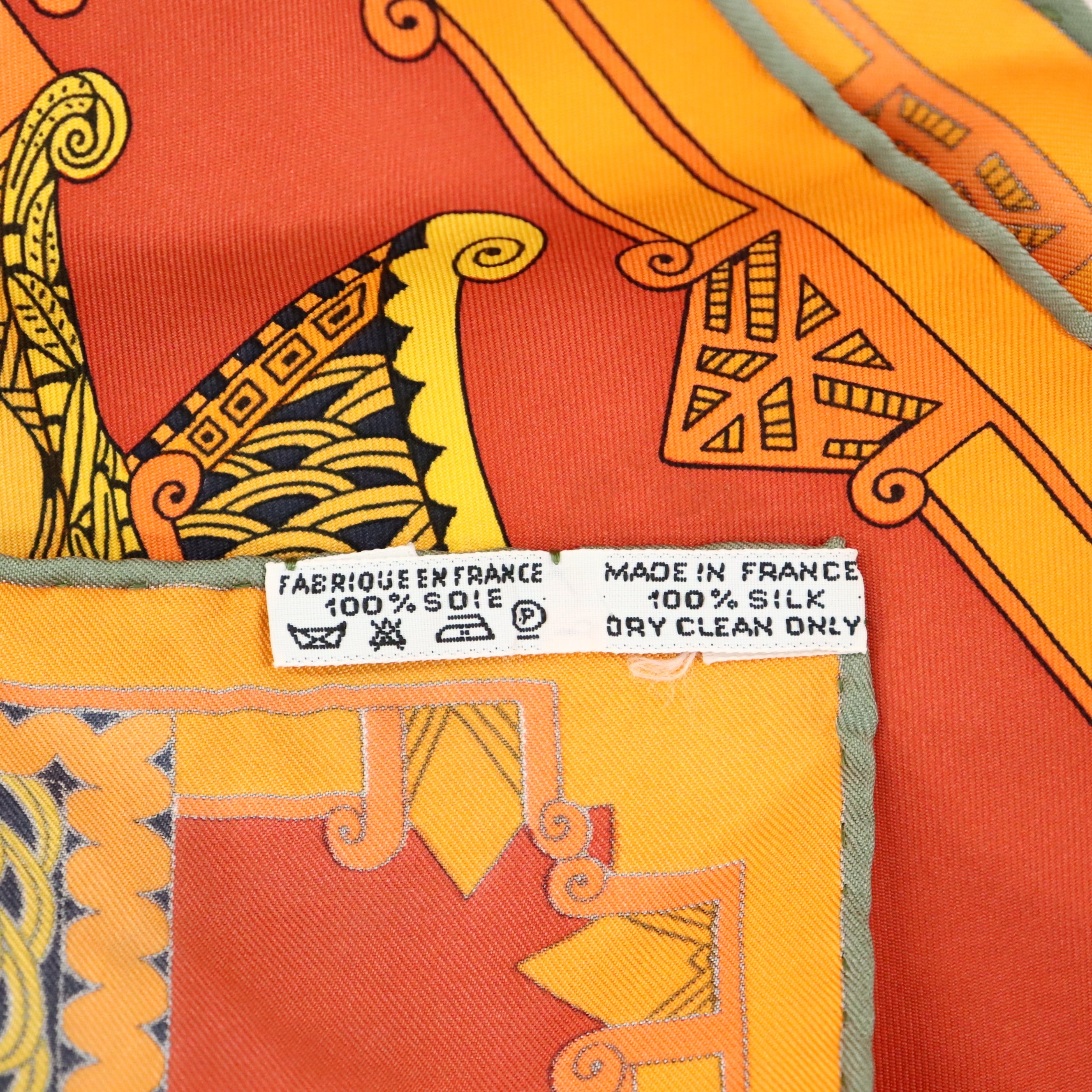 美品 HERMES エルメス カレ90 ASTRES et SOLEILS 天体と太陽 オレンジ