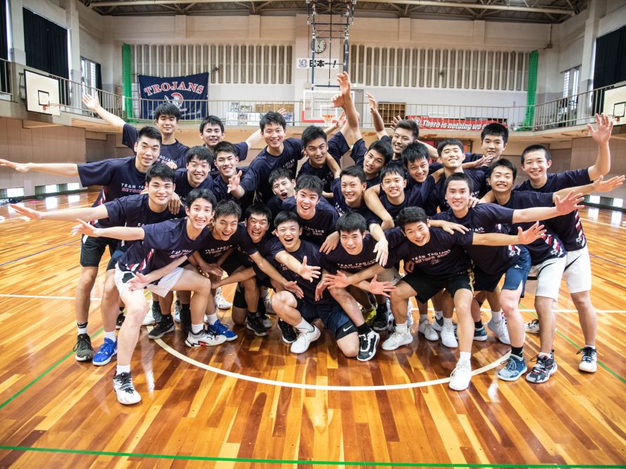 福岡大学附属大濠『TEAM TROJANS BEYOND 2020』、OBと現役選手が心を一