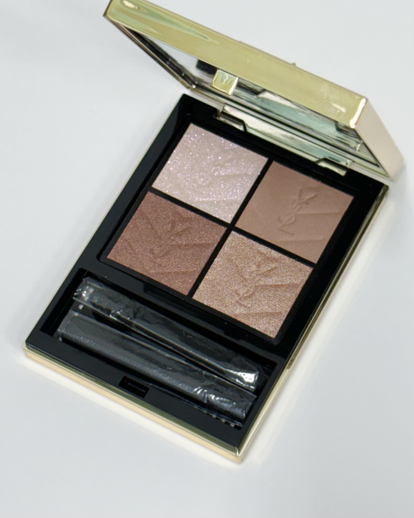 2025クリスマスコフレ】YSLのノエルコレクションはパケもカラーも最強