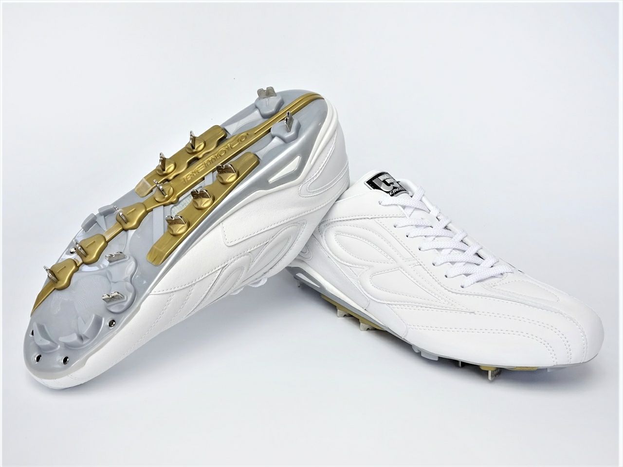 ビモロベースボール・スパイク《Strategy B Brand・white》【ホワイト