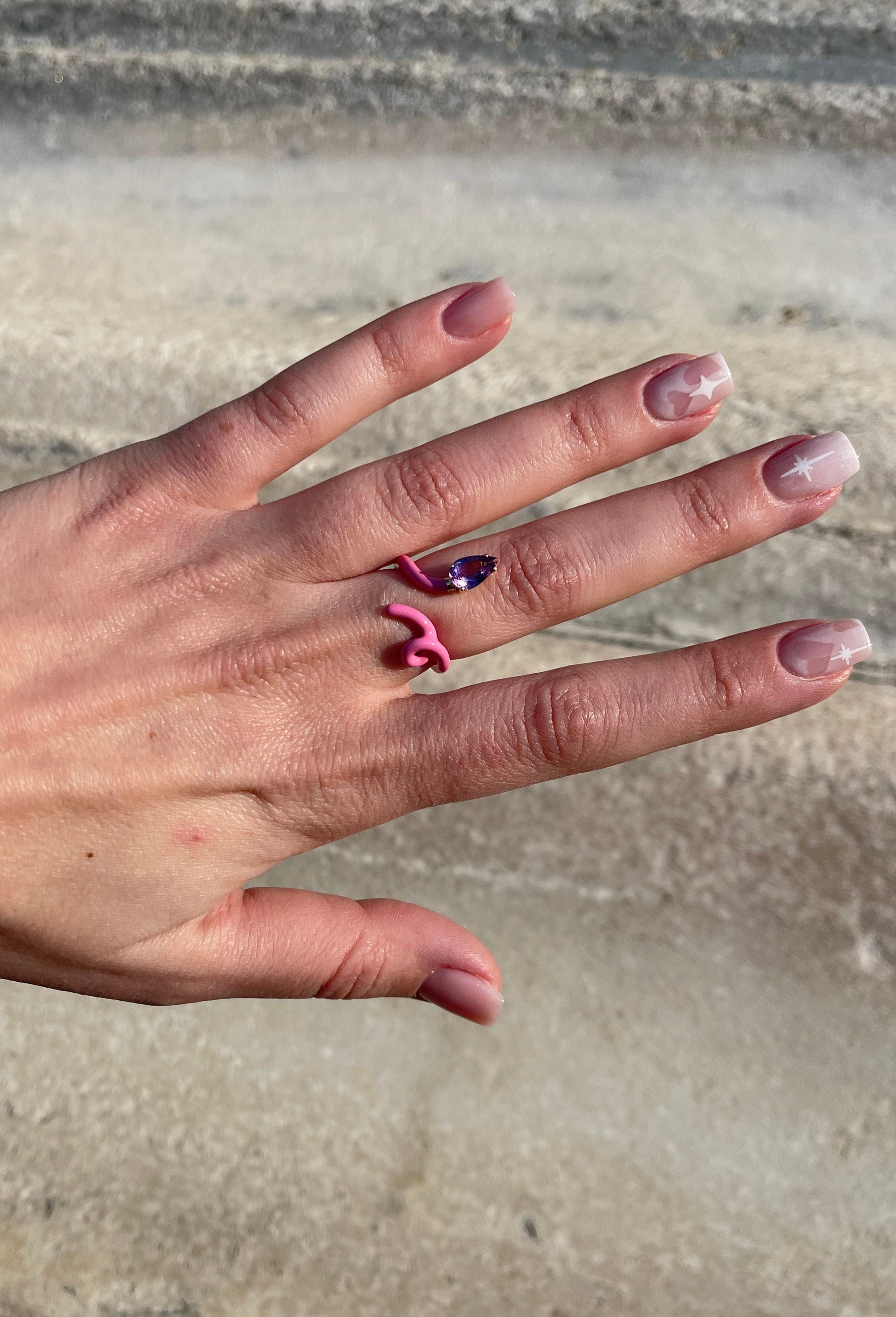 BABY VINE RING ~ IN BUBBLEGUM – Bea Bongiasca