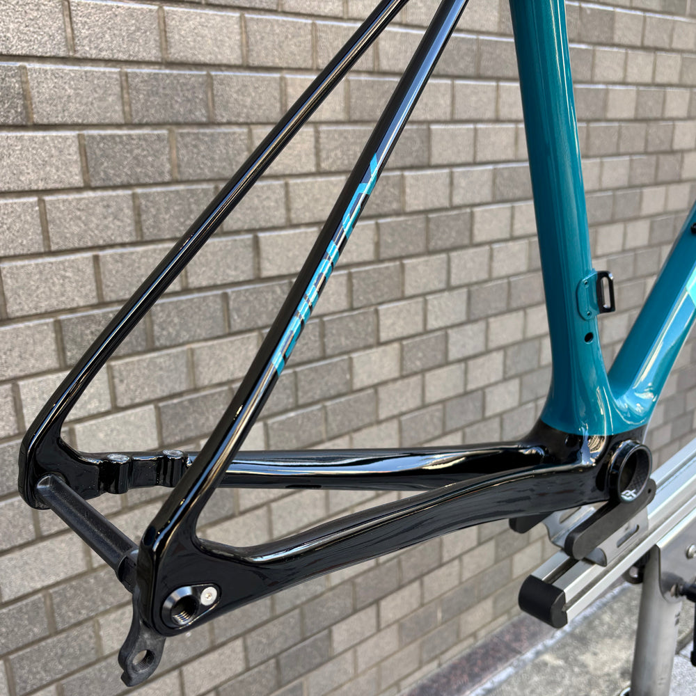 RIDLEY FENIX SLIC FFS フレームセット – スポーツサイクルショップ