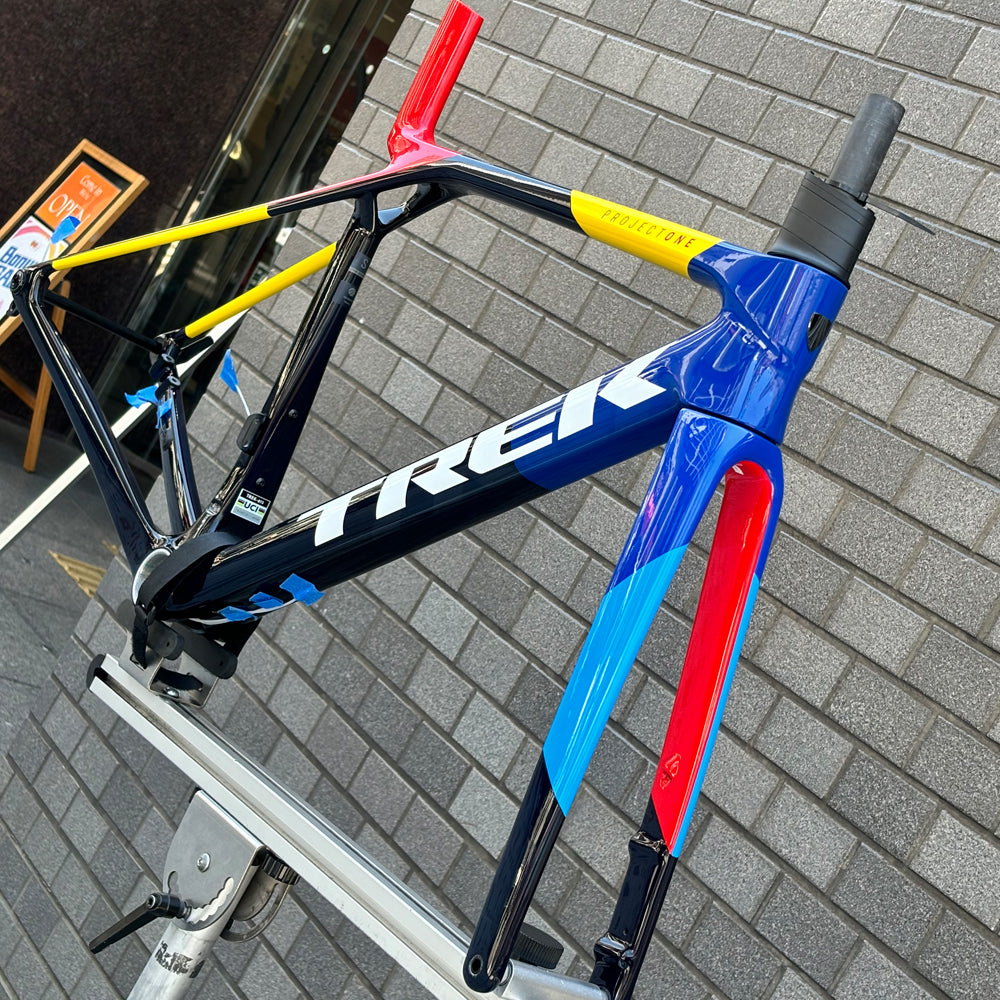 TREK Madone SLR Gen 8フレームセット – スポーツサイクルショップ