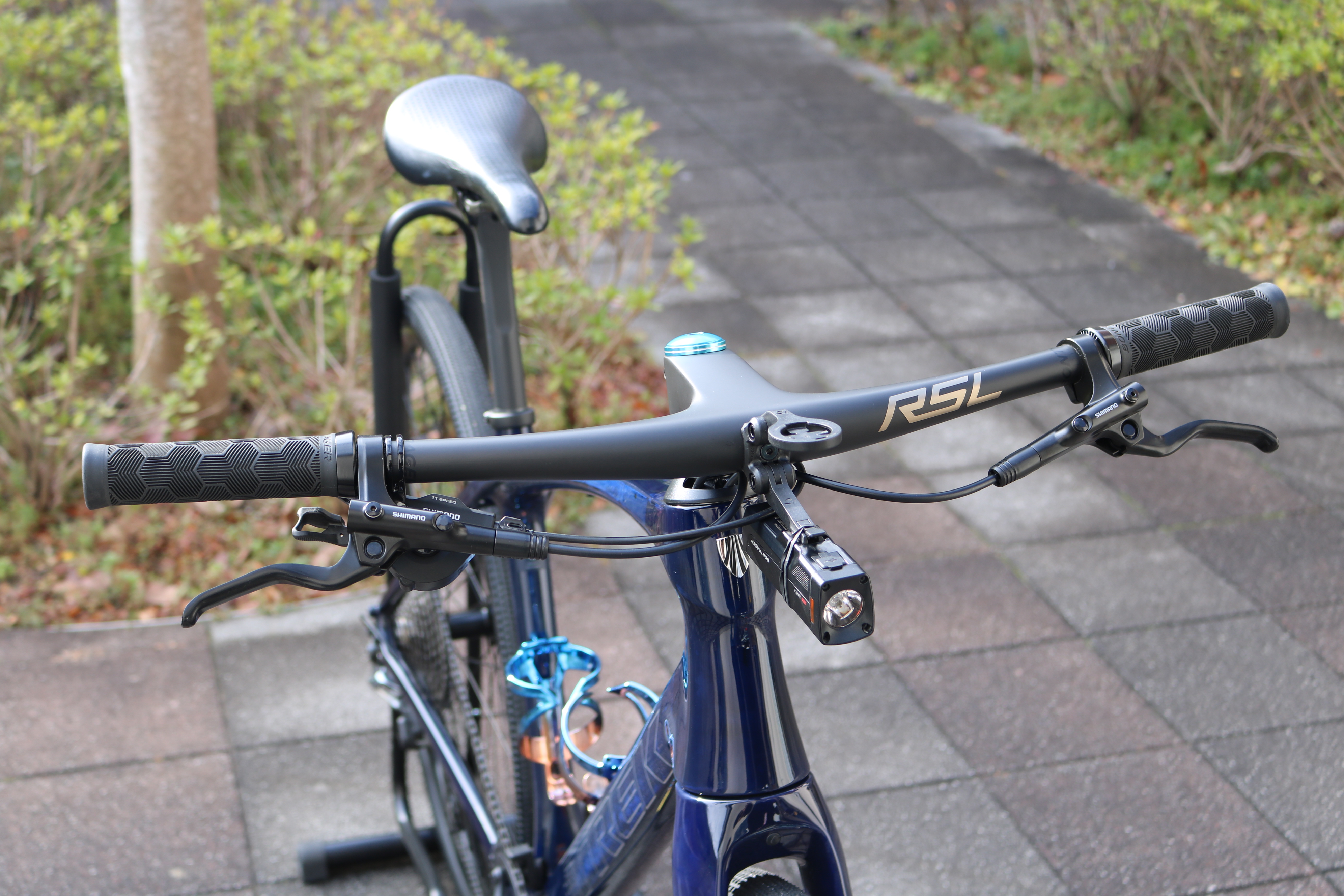 スタッフ大森の通勤バイク、FX Sport5を走りに追求したカスタムバイク