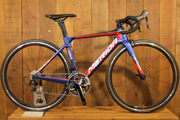 コスパに優れたカーボンエアロロード MERIDA REACTO 4000 バーレーン