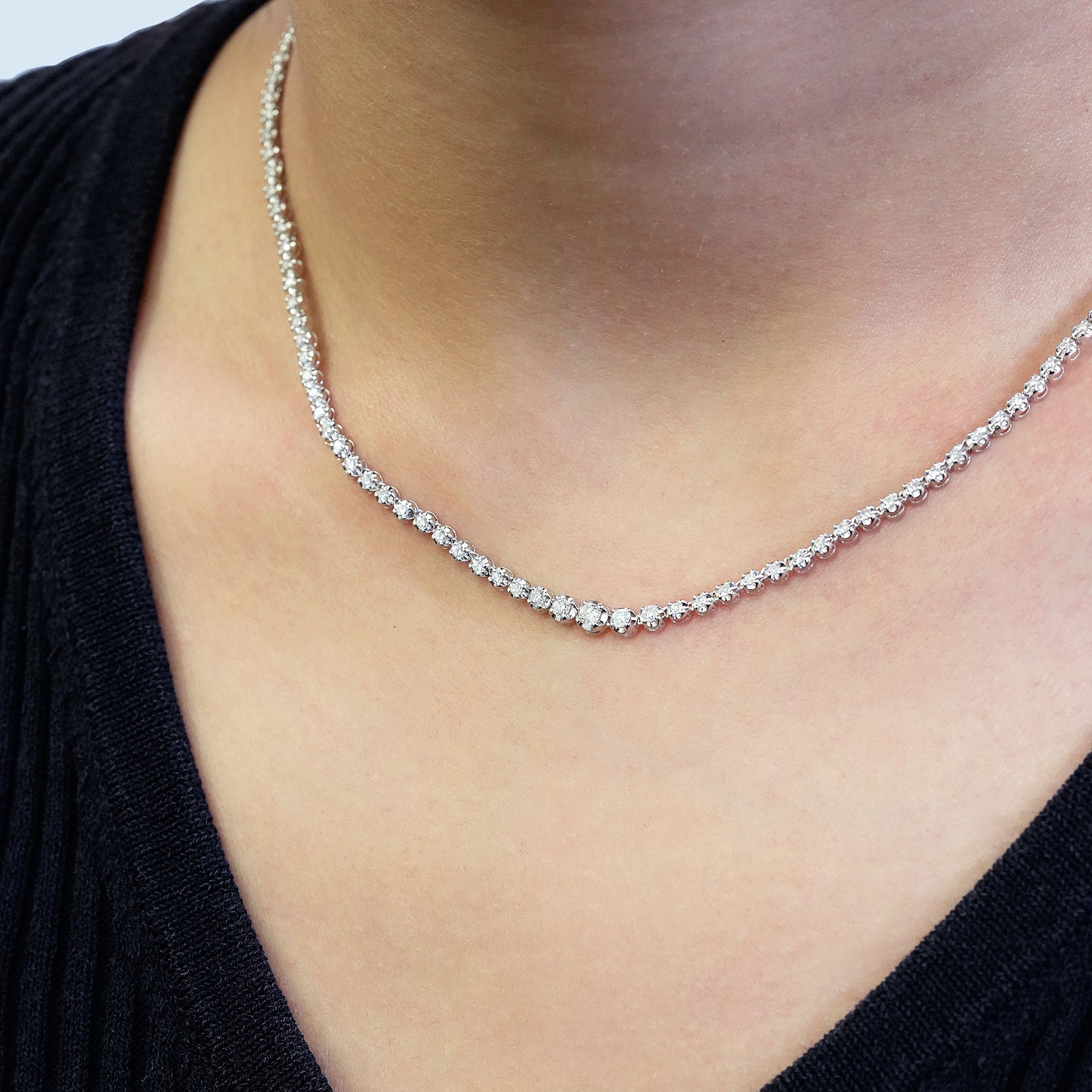 ダイヤモンド テニスネックレス – K18WG / YG、2.0カラット