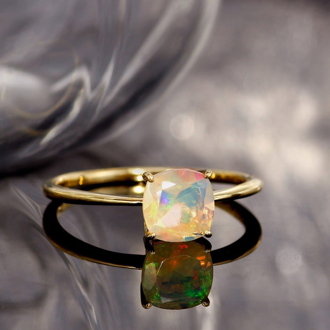 ビズー公式】オパール K18(18金) リング セラム | 希少石カラー