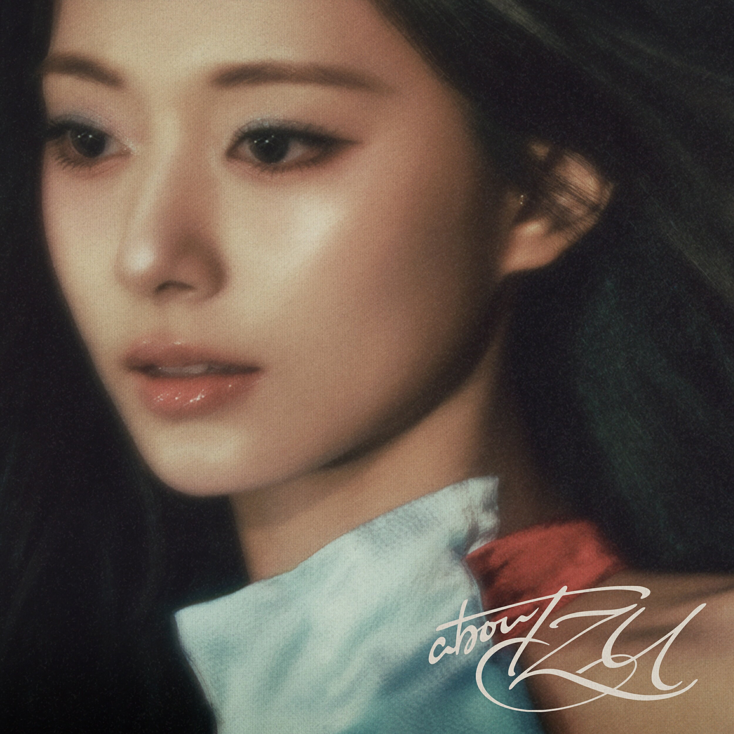 TWICE・ツウィがソロデビュー作「abouTZU」で見せた、“内向的な末っ子