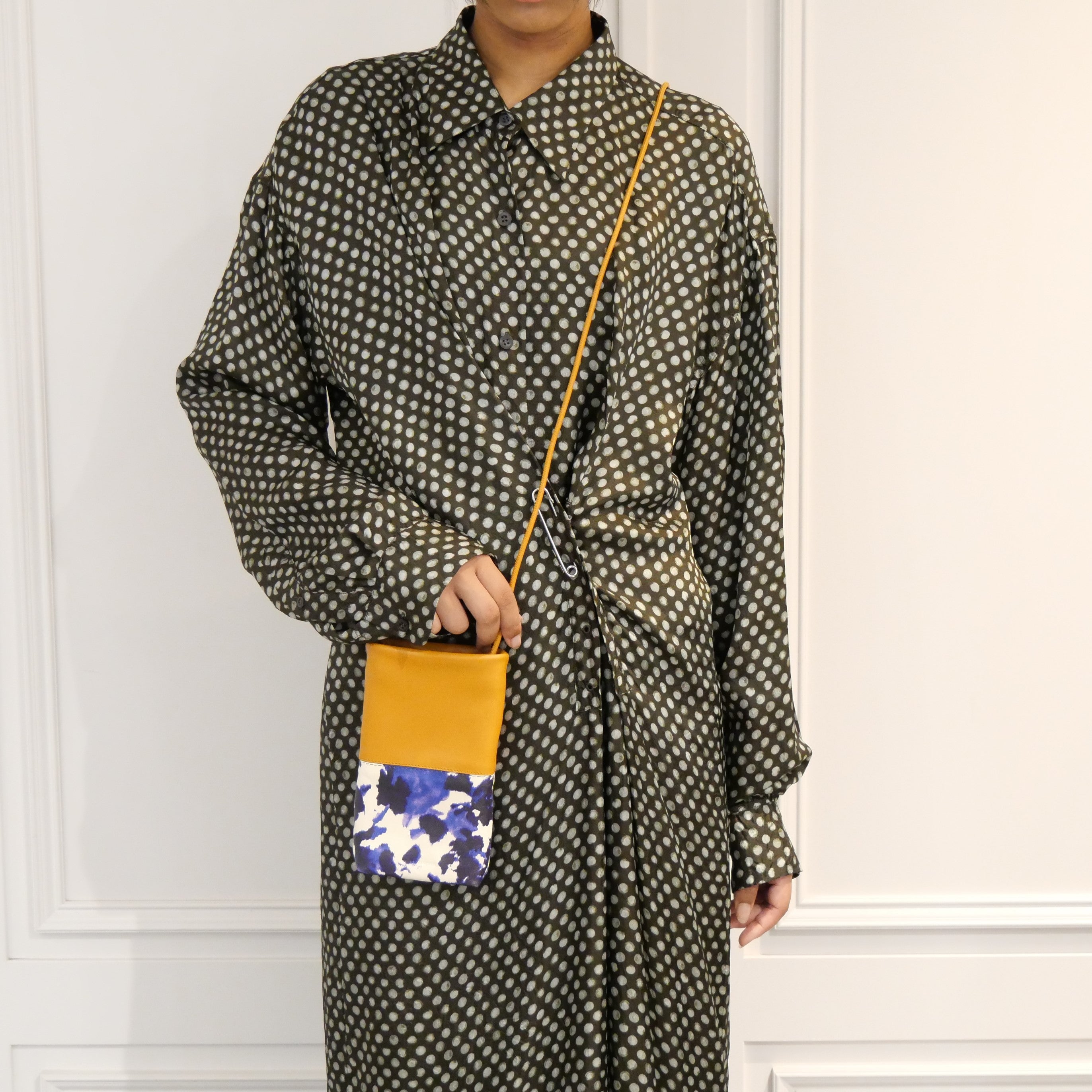 正規品・送料無料】Dries Van Noten / Flower motif shoulder pouch