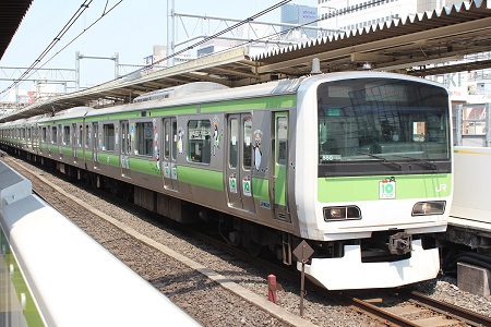 山手線 Suica10周年記念ラッピングトレイン （E231系500番台 トウ550