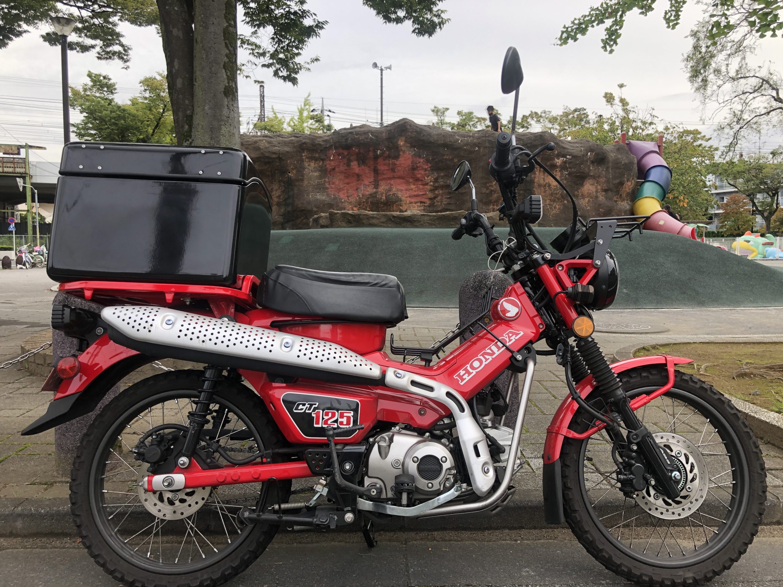 CT125リアボックス】ハンターカブに『JMS NEWラゲージLボックス B-26