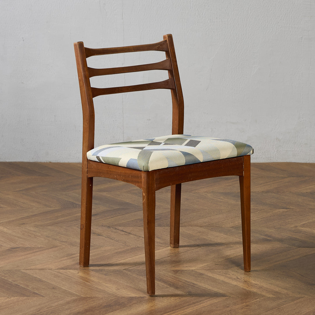 ミッドセンチュリーのブランドチェア集めました | camori アンティーク