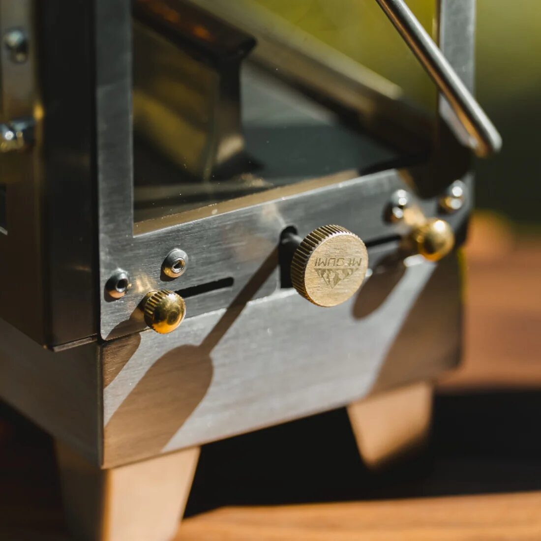 マウントスミから「オイルストーブ オーラ ルミ」登場 | キャンプレビュー