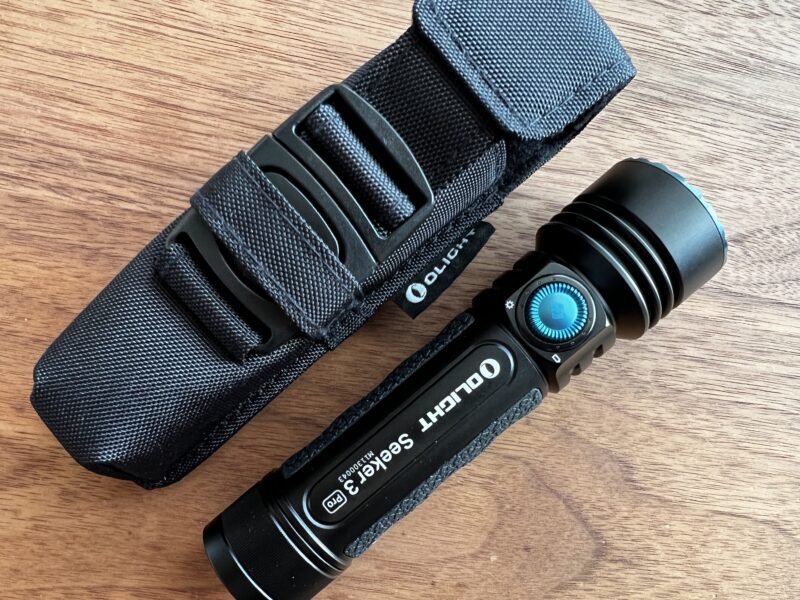 Olight Seeker 3 Pro レビュー｜5つの凄い実力 | キャンプジン