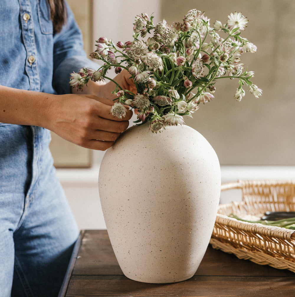 Las Flores Tapered Vase – Casa Zuma