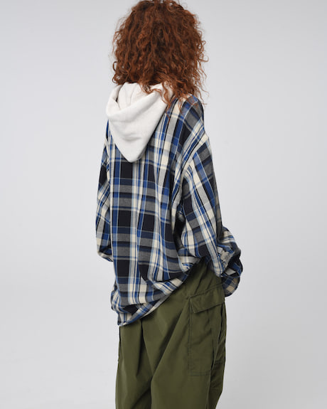 BOW WOW〉と〈BEAMS〉の新たなコラボレーション。 独自の加工が施され