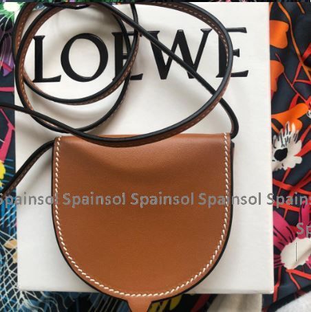 デイリーに長く使える＊LOEWE＊ヒールポーチMINI 2色 (LOEWE/コイン