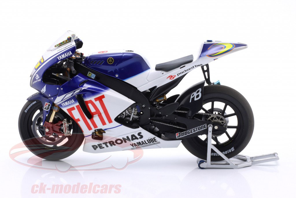 Minichamps 1:12 Valentino Rossi Yamaha YZR-M1 #46 MotoGP 世界
