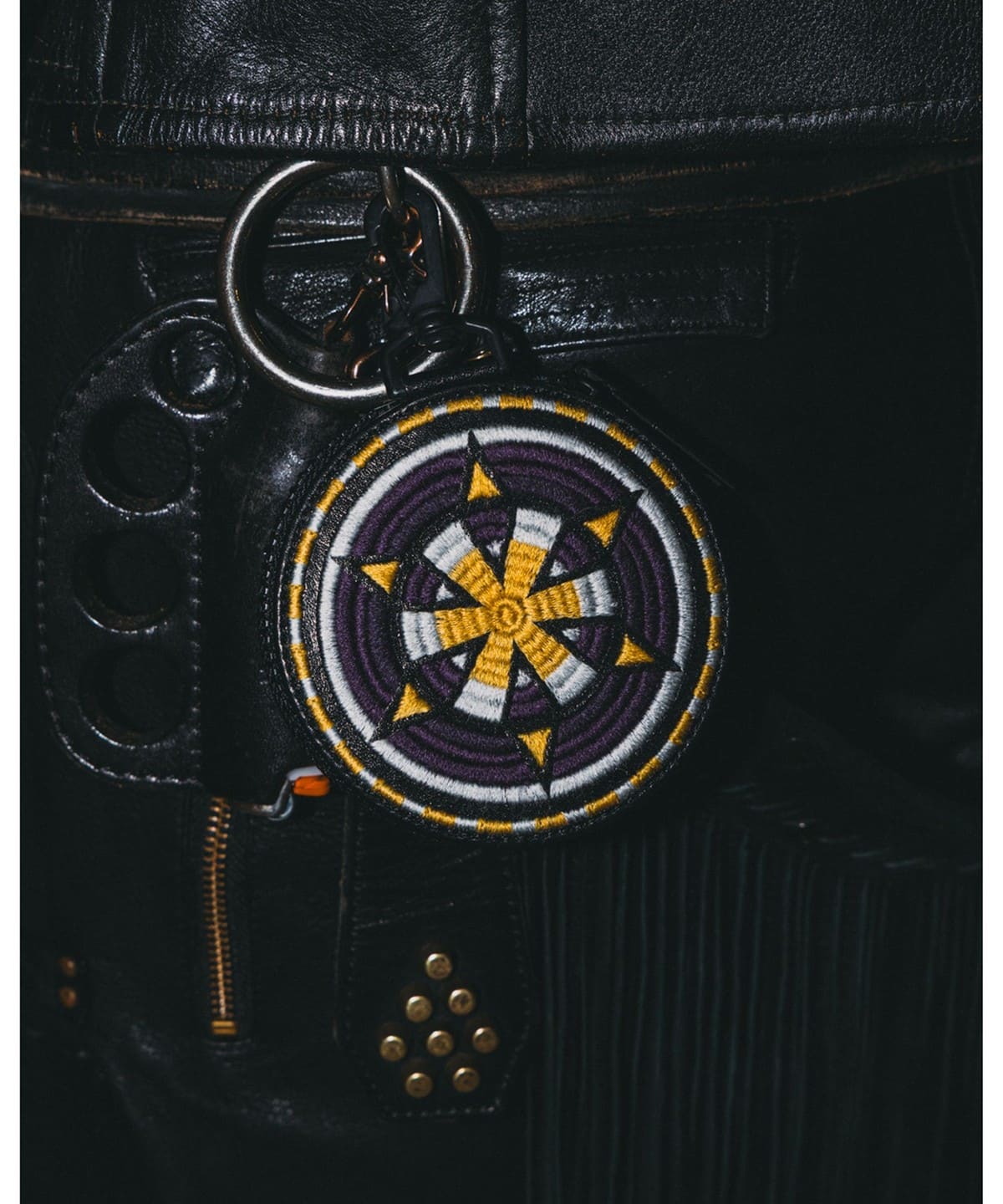 BEAMS（ビームス）【別注】blackmeans / CIRCLE POUCH（財布・小物