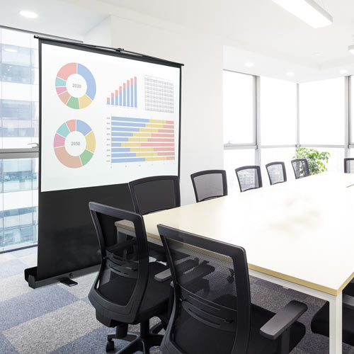 プロジェクタースクリーン 80インチ（4：3・自立式・床置き・収納