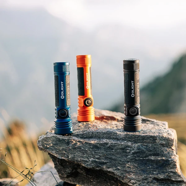 Seeker 4 Pro 高出力懐中電灯 4600ルーメン 強力EDCライト Type-C充電