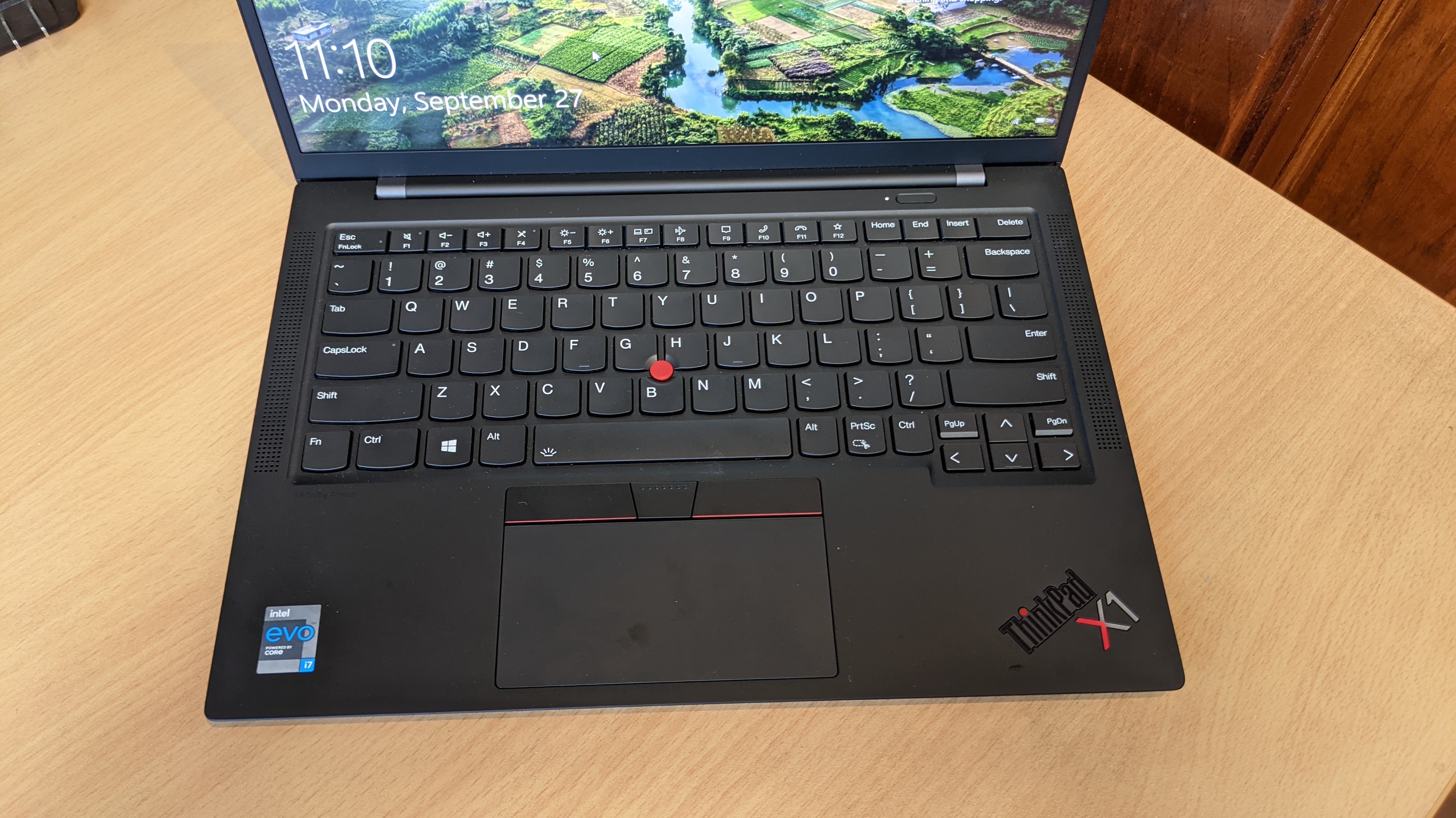 Lenovo ThinkPad X1 Carbon (Gen 9) Review: Even More Productivity