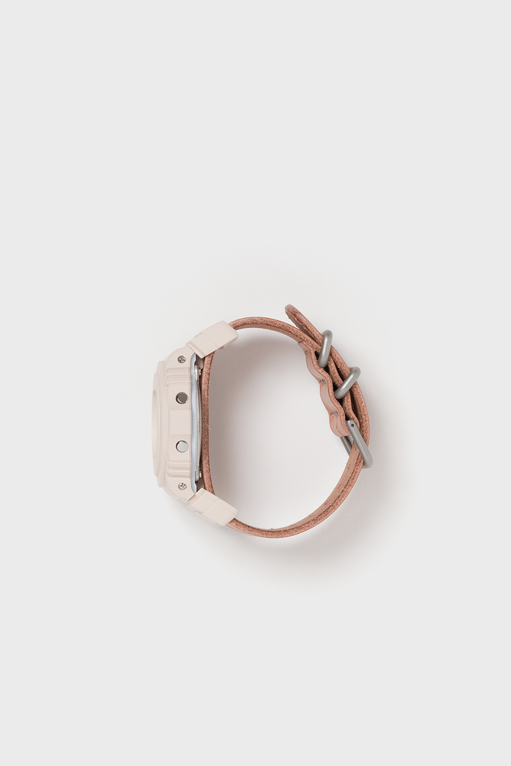 Hender Scheme × G-SHOCKの第2弾は『DW-5750』