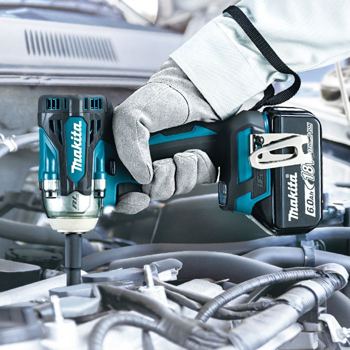 マキタ 18V充電式インパクトレンチ本体 TW302DZの通販｜ドリル