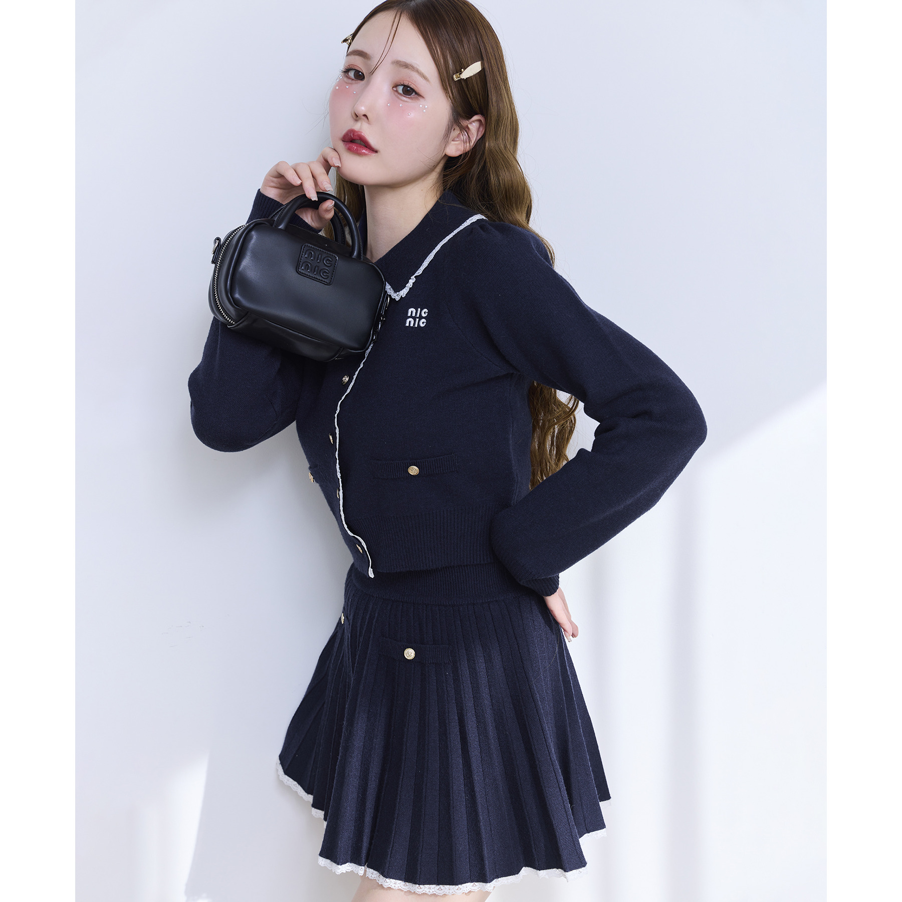 ロゴ入りニットセットアップ | ファッション通販サイト NUGU