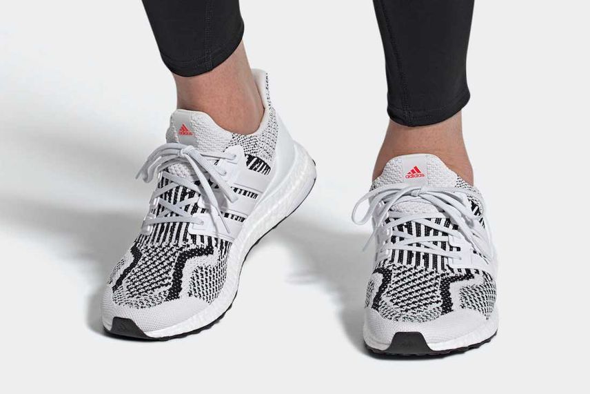 adidas Ultra Boost 5.0 DNA 