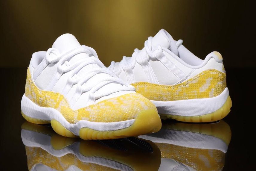 Nike Women's Air Jordan 11 Retro Low 