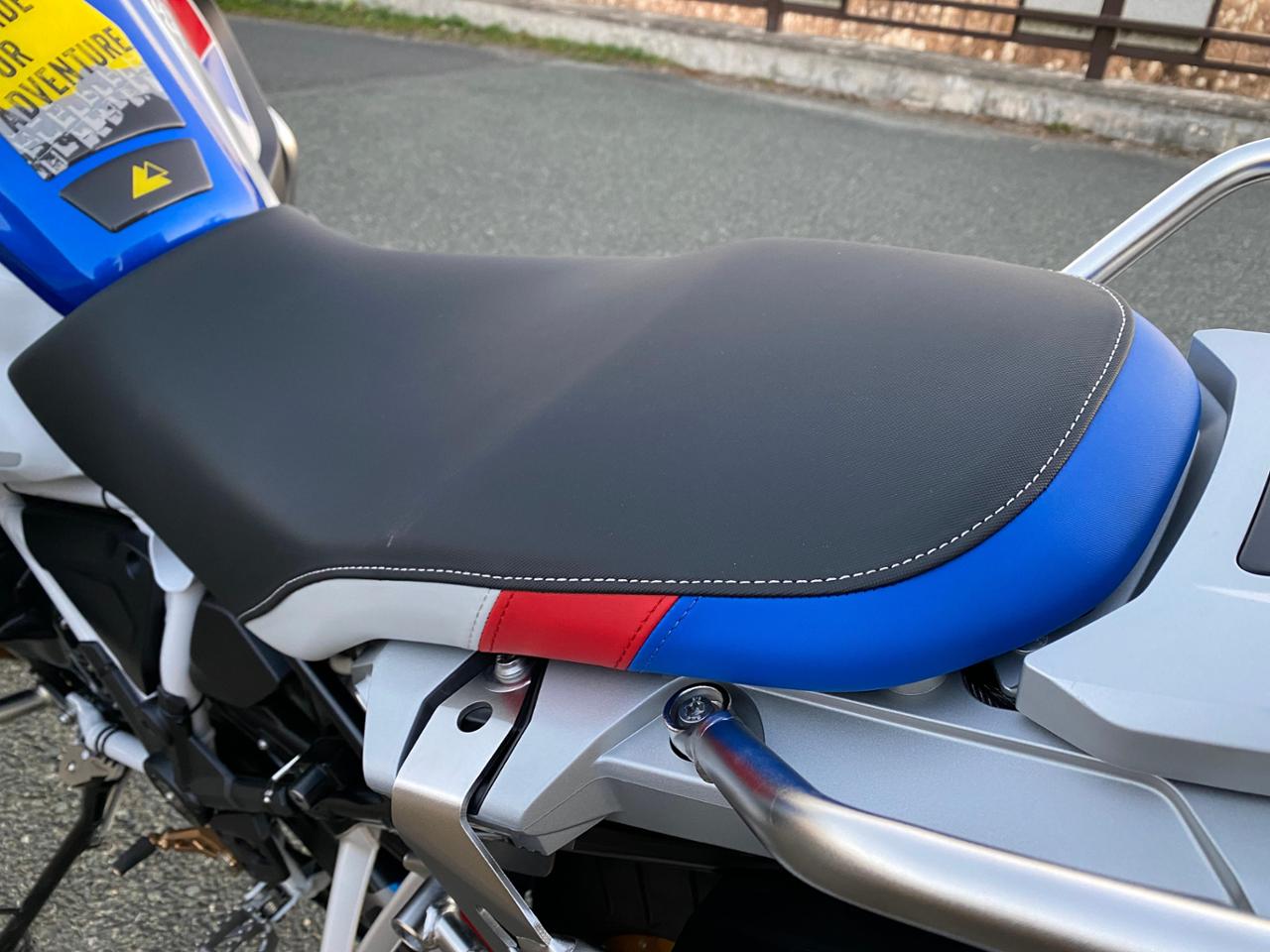 自作 BMW R1250GS ラリーシート のパーツレビュー | R1250GS