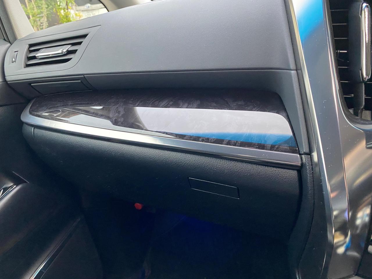 トヨタ(純正) インストルメントクラスタフィニッシュパネル