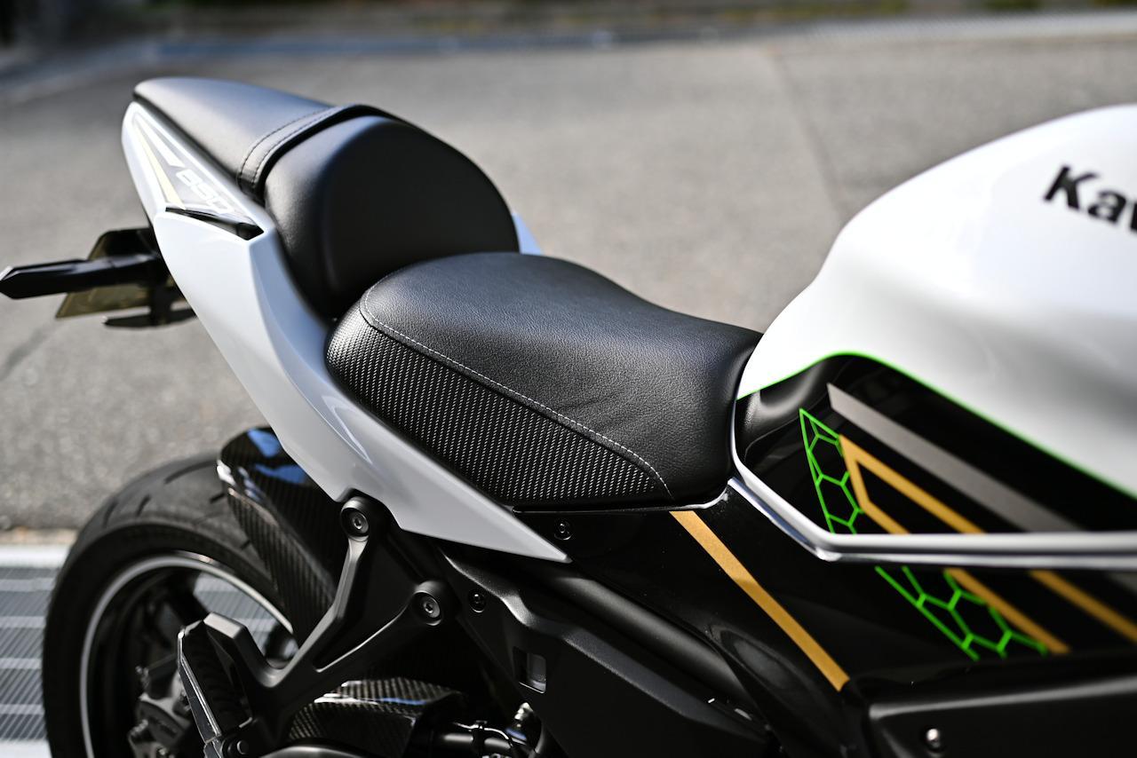 KAWASAKI 純正 ハイシート のパーツレビュー | NINJA650 2020(しゅう