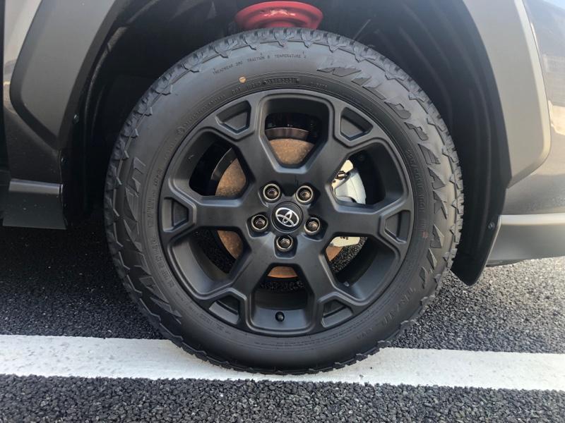 FALKEN WILDPEAK A/T TRAIL 01A 225/60R18 のパーツレビュー | RAV4